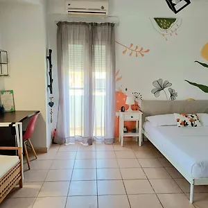 κάντε κράτηση εδώ